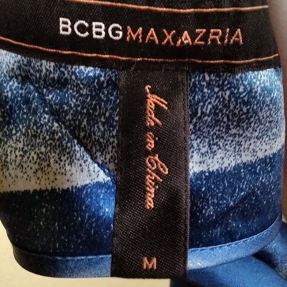 Sexy Blue And White One Shoulder Silk Top By BCBG. - Picture 6 of 8